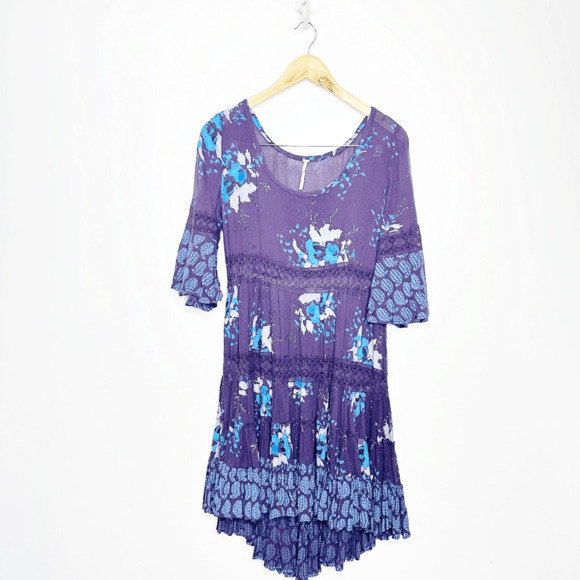 FREE PEOPLE Floral PURPLE pleated tiered boho mini dress womens XS - Picture 2 of 9
